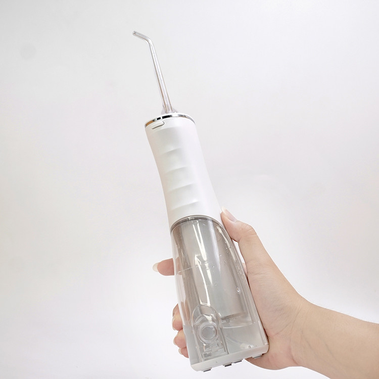 Seyahat için 180ml Akülü Oral Irrigator Usb Şarj Edilebilir Diş Su Flosser