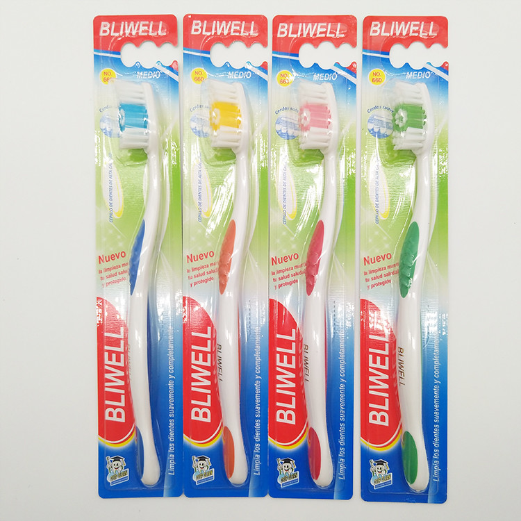 Toptan OEM Çevre Dostu Renkli Saplı Plastik Oral Temiz Yumuşak Yeniden Kullanılabilir Diş Fırçası